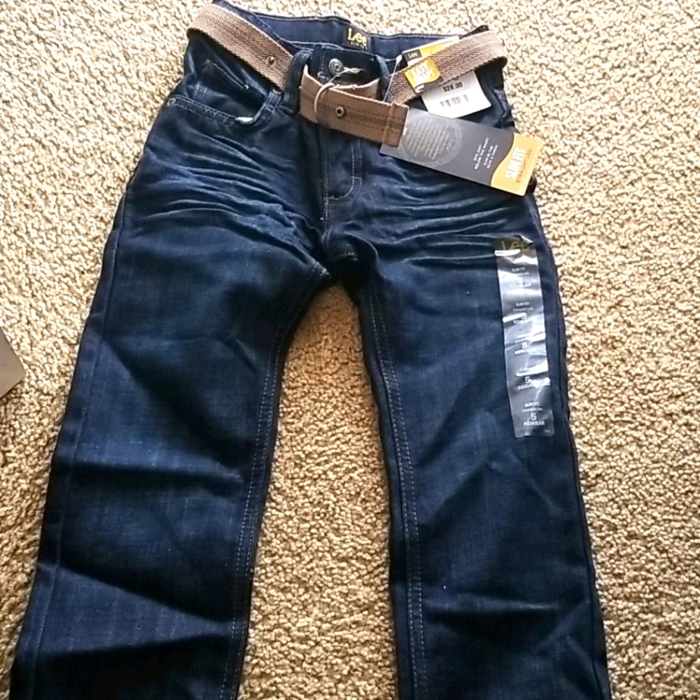 Boy's NWT Lee Jeans w/belt